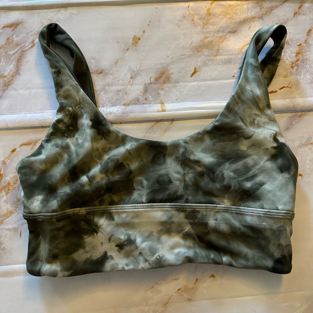 LULULEMON - Align Reversible bra light support A/B cup size 6
